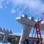 Toshkent aeroporti yaqinida qurilayotgan yo‘l o‘tkazgichning beshta to‘sini qulab tushdi