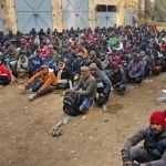 Urushga qaramay minglab hindlar Isroilda ishlash uchun navbat kutyapti