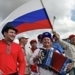 “Rus dunyosiga bosim ortmoqda”. Rossiya endi “natsist”larni Markaziy Osiyodan qidirmoqchimi?     