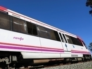 Испанияда поезд устига кран қулаб тушди