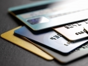 Endi 14-18 yoshdagilar ham mustaqil bank kartasi ochishi mumkin