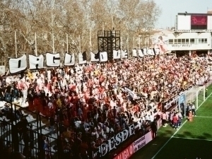 Polshada “Rayo Valekano” muxlislari kaltaklandi