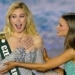 Jinsiy aloqa mashinasida sikish