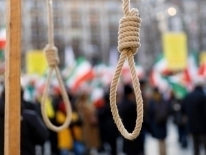 Эронда режимни ағдаришга уринган 2 киши қатл этилди