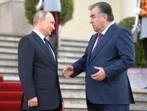 Путин Тожикистоннинг 300 млн доллар қарзидан кечди