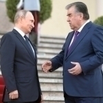Путин Тожикистоннинг 300 млн доллар қарзидан кечди