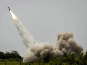 “Hizbulloh” Isroilga qarshi 200 dan ortiq raketa va uchuvchisiz uchoqlarni uchirdi