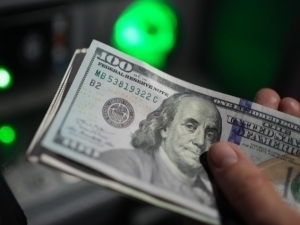 Долларнинг расмий курси ошди