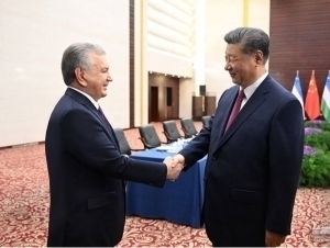 Mirziyoyev invites Xi Jinping to Uzbekistan