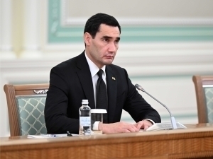 Туркманистон Президенти бирйўла 2 вазир ва 4 ҳокимни ишдан ҳайдади