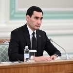 Туркманистон Президенти бирйўла 2 вазир ва 4 ҳокимни ишдан ҳайдади