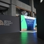 Dunyo yetakchilari xalqaro vaziyatni muhokama qilish uchun Turkiyaga bordi