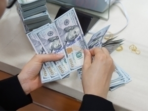 Dollarning rasmiy kursi ko‘tarildi