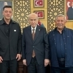 Mesut O‘zil Turkiyada siyosiy faoliyatini boshladi