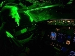 Number of cases of directing laser beams at airplanes is increasing in Uzbekistan