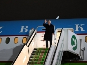 Шавкат Мирзиёевнинг Туркманистонга ташрифи якунланди