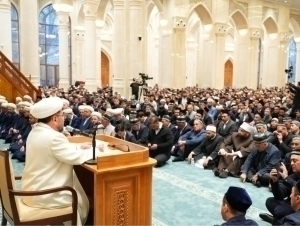 Imom Buxoriy masjid-majmuasida ilk hayit namozi o‘qildi (foto)