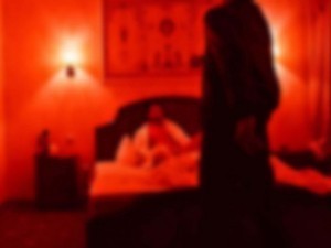 Buxoroda fohishaxona ochgan retsidivist ayol aniqlandi