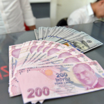 Turkiya lirasi keskin qadrsizlanyapti