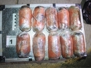 Зангиотада яшириб кетилган “опий” топилди