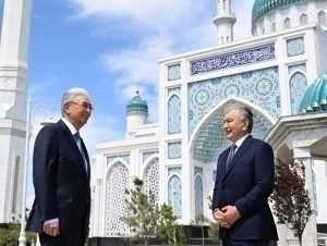 Шавкат Мирзиёев эртага Қозоғистонга боради