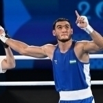 Лазизбек Муллажонов WBC Гран-присида рингга кўтарилди (видео)