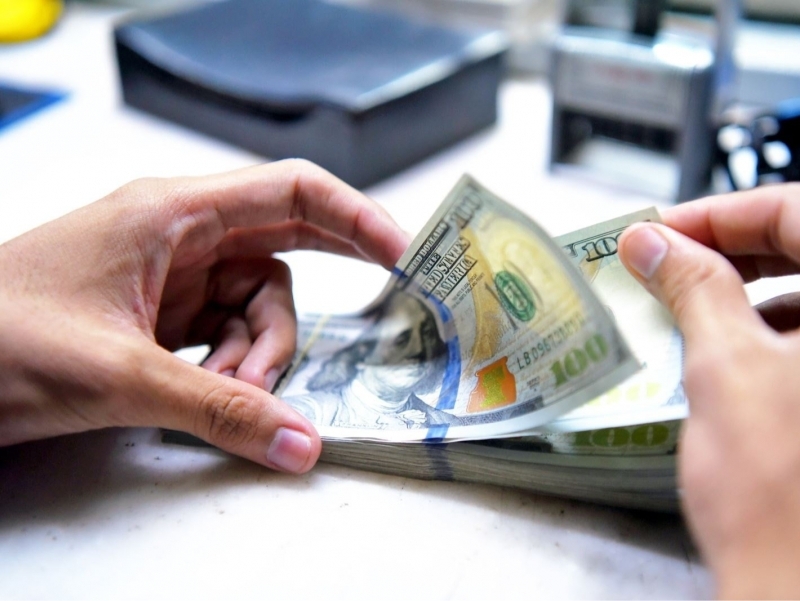 Dollar exchange rate rises sharply