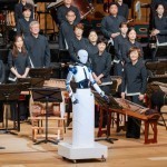 Koreyada ilk bor robot dirijyorlik qildi