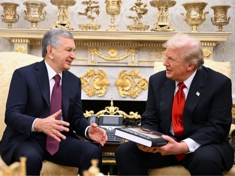 Shavkat Mirziyoyev congratulates Trump on birthday
