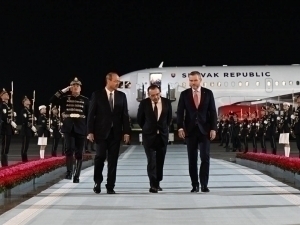 President of Slovakia arrives in Samarkand