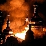 Rossiya Kiyevning tarixiy qadamjosini bombardimon qildi. Qurbonlar bor (video)