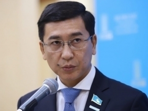 Ўқитувчилар мажбурий тадбирлардан озод қилинади. Қозоғистонда!