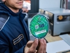 Тошкентдаги автомобилларга йил охиригача эко-стикер берилади