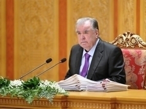 Imomali Rahmon Eron Oliy rahbariga tabrik yo‘lladi
