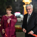 Frank-Valter Shtaynmayer Toshkentdagi Gyote haykali va bog‘ini ochib berdi