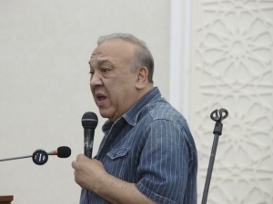 Qiziqchi Mirzabek Xolmedov orden oldi