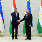 Bosh vazir Mirziyoyevga Rahmondan salom keltirdi