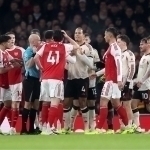 “Manchester Siti”da yana durrang, “Arsenal” ochko yo‘qotdi: APLda kurash qizimoqda