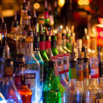 Endi alkogol mahsulotlari savdosi bilan shug‘ullanuvchilar ham QQS to‘laydi