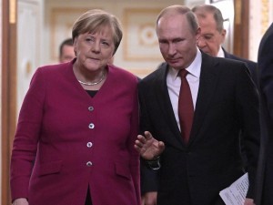 Merkel Putinning tahdidini jiddiy qabul qilishga chaqirdi