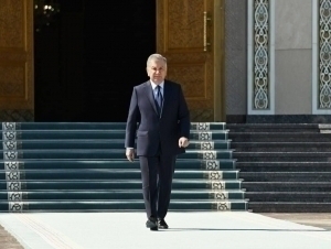 Мирзиёев АҚШга жўнаб кетди