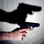 36 yoshli erkak leytenant qaynog‘asi tomonidan otib tashlandi