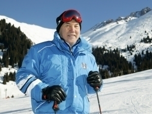 Назарбоев Москвадаги ҳашаматли маҳаллада махфий дачани ижарага олгани маълум бўлди