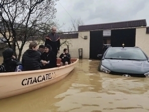 Dog‘istonni suv bosdi. Qurbonlar 4 nafarga yetdi (video)