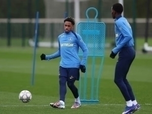 “Тоттенхем”нинг икки нафар ҳужумчиси автоҳалокатга учради