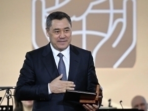 Жапаров президентлик сайловида яна номзодини қўйишини айтди