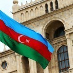 Baku Parijni Janubiy Kavkazdagi tinchlikka zid qadamlardan tiyilishga chaqirdi