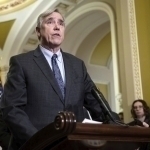 Senator Trampni Falastinni tan olishga chaqirdi 