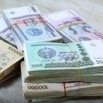 Ўзбекистонликларнинг кредит қарздорлиги рекорд даражага етди