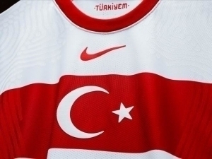 Turkiyada 14 futbolchini hibsga olish uchun order chiqarildi